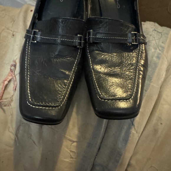 Black High Heels with Buckle size 7 - Picture 2 of 5